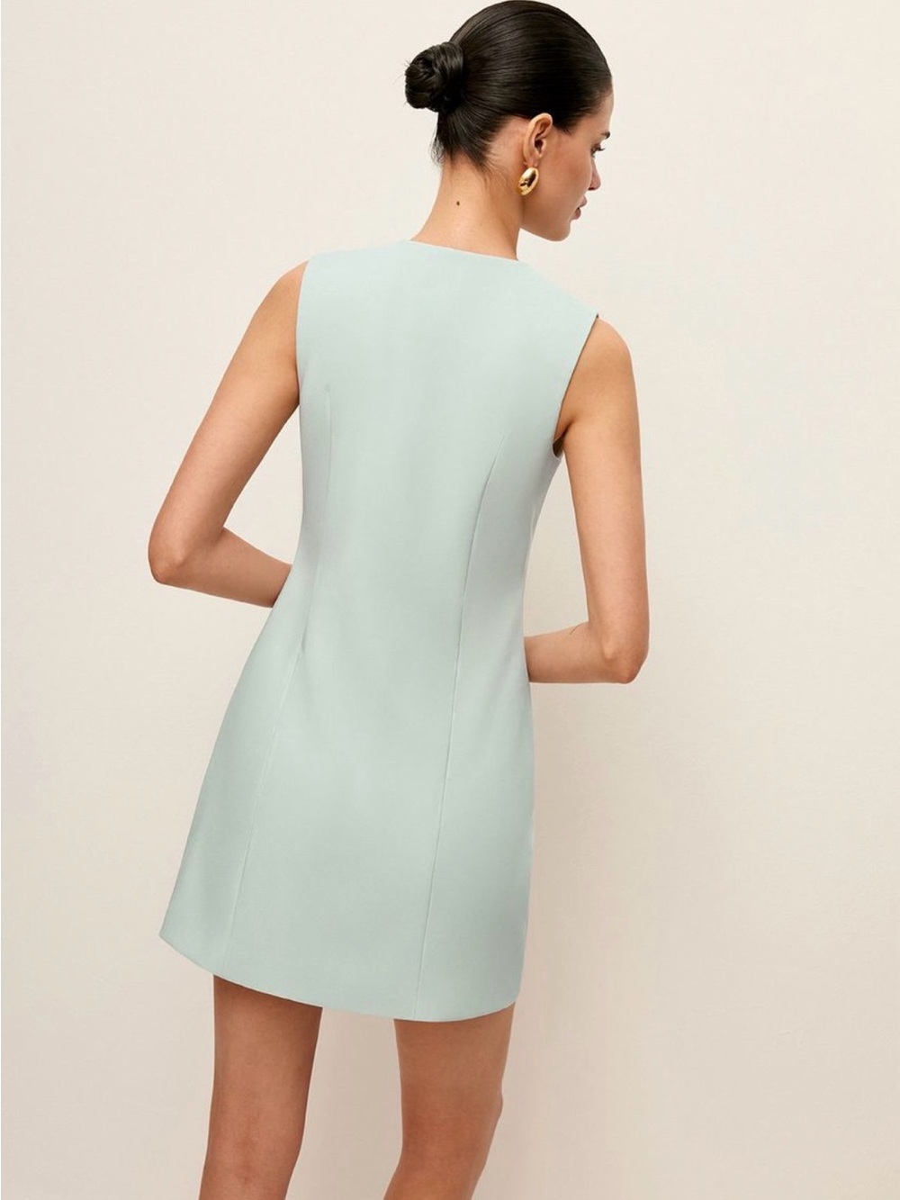 Button Front Dress With Pockets - Picture 3 of 6